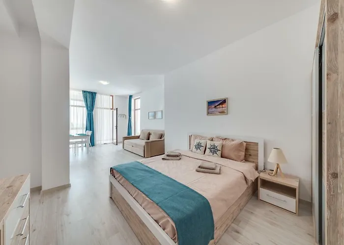 Apartment Amazing Sea